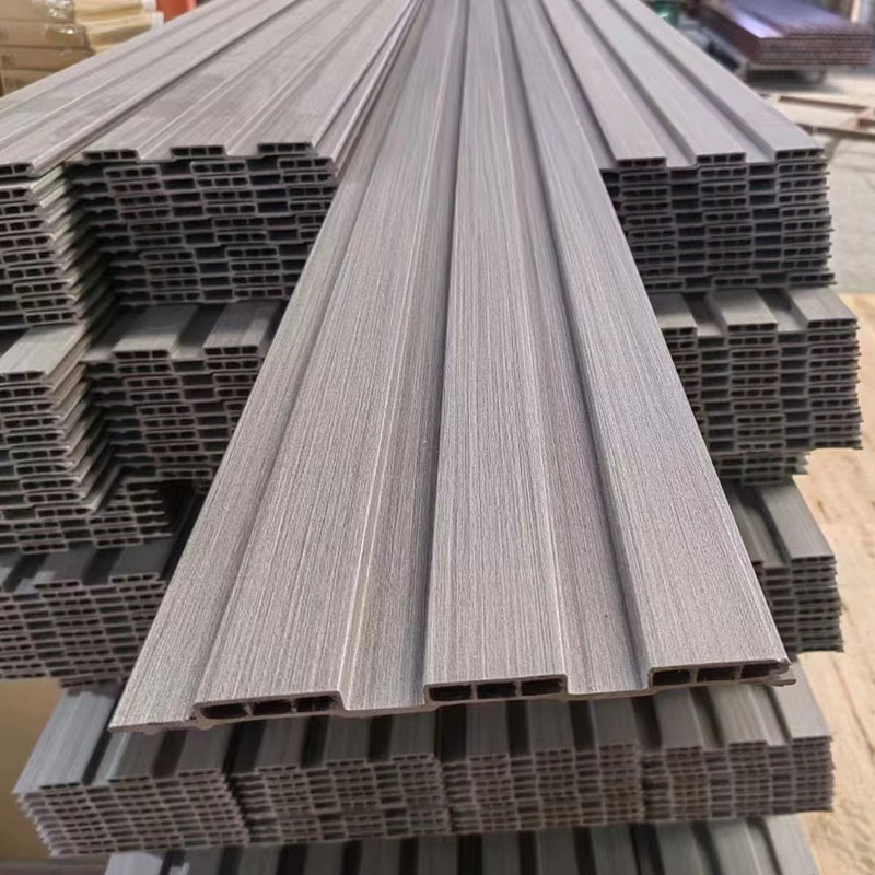 WPC geriffeltes Wandpaneel